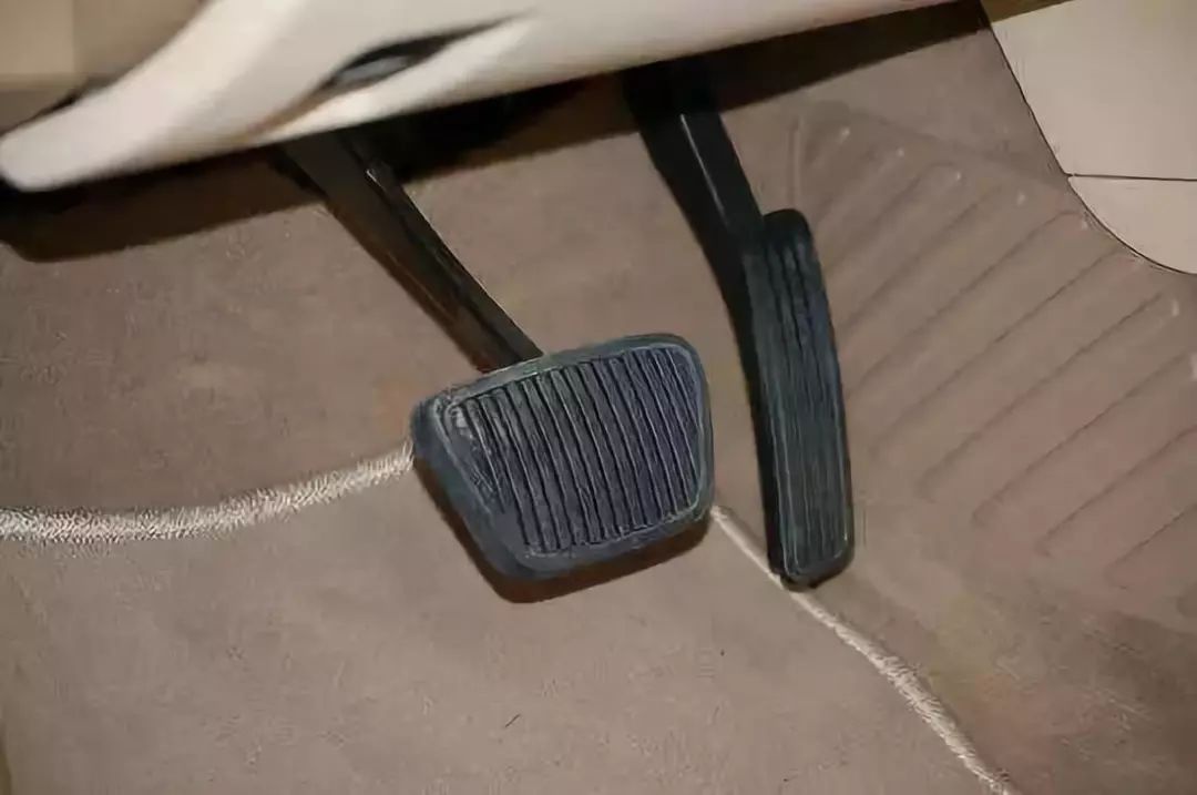 摩托車剎車圈，輪轂剎車圈，鼓式制動器，Drum brake，摩托車制動鐵套