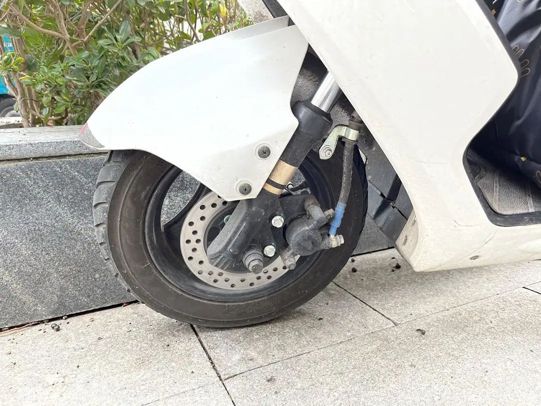 鼓式制動(dòng)器,摩托車(chē)剎車(chē)圈,輪轂剎車(chē)圈,Drum brake,摩托車(chē)制動(dòng)鐵套