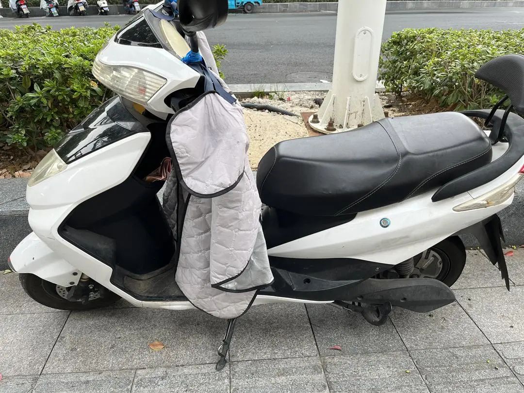 鼓式制動(dòng)器,摩托車(chē)剎車(chē)圈,輪轂剎車(chē)圈,Drum brake,摩托車(chē)制動(dòng)鐵套